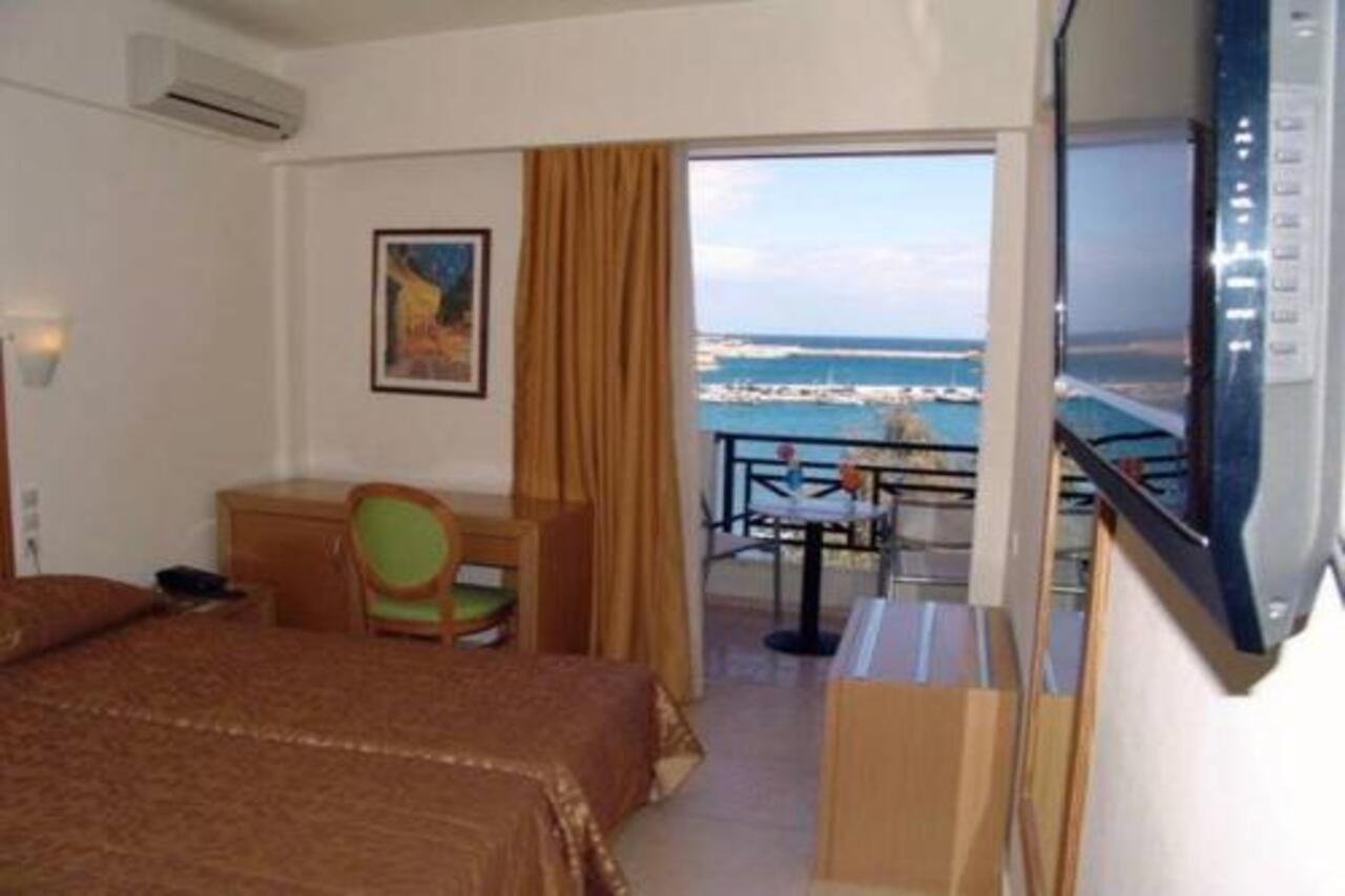 Itanos Hotel Sitia  Eksteriør billede