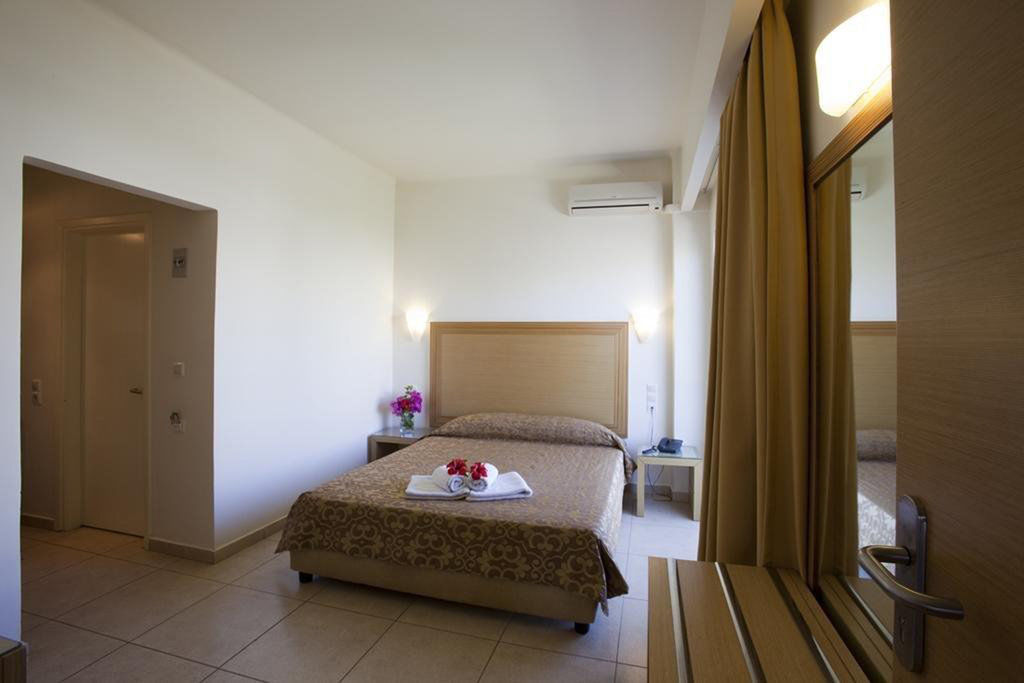 Itanos Hotel Sitia  Eksteriør billede